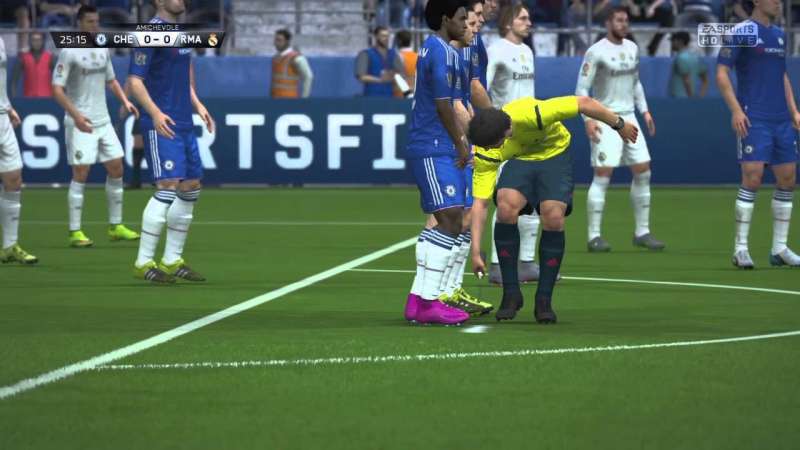 FIFA 16: Patch με διορθώσεις στη διαιτησία