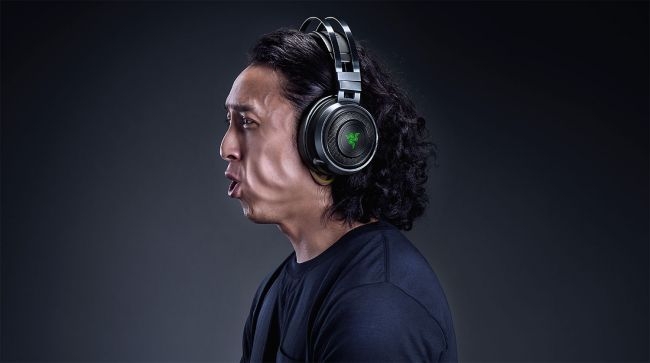 Razer Nari Ultimate: Headset με δόνηση