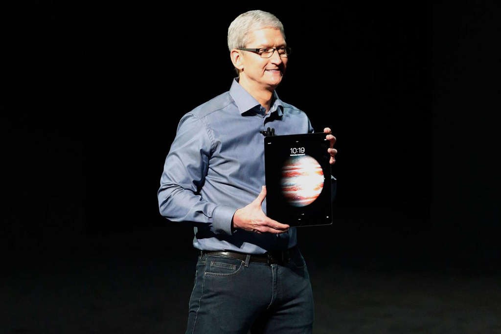 Ο Tim Cook πιστεύει ότι "Τα PC έχουν τελειώσει"