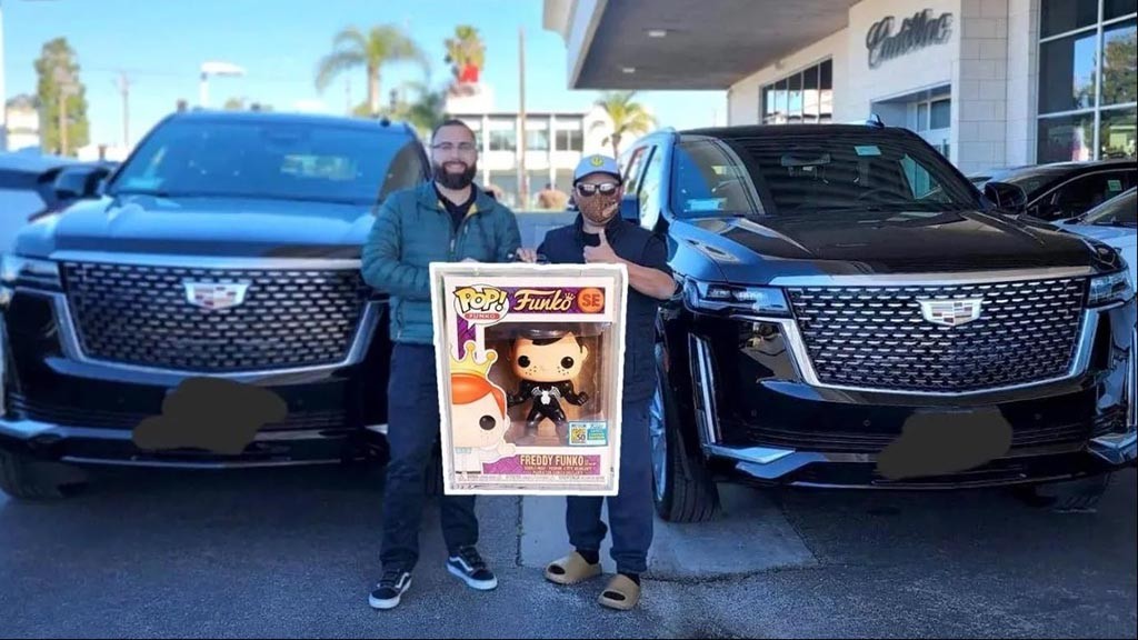 Αντέλλαξε 6 φιγούρες Funko Pop και πήρε δύο Cadillac Escalades του 2023 αξίας 160.000 δολαρίων