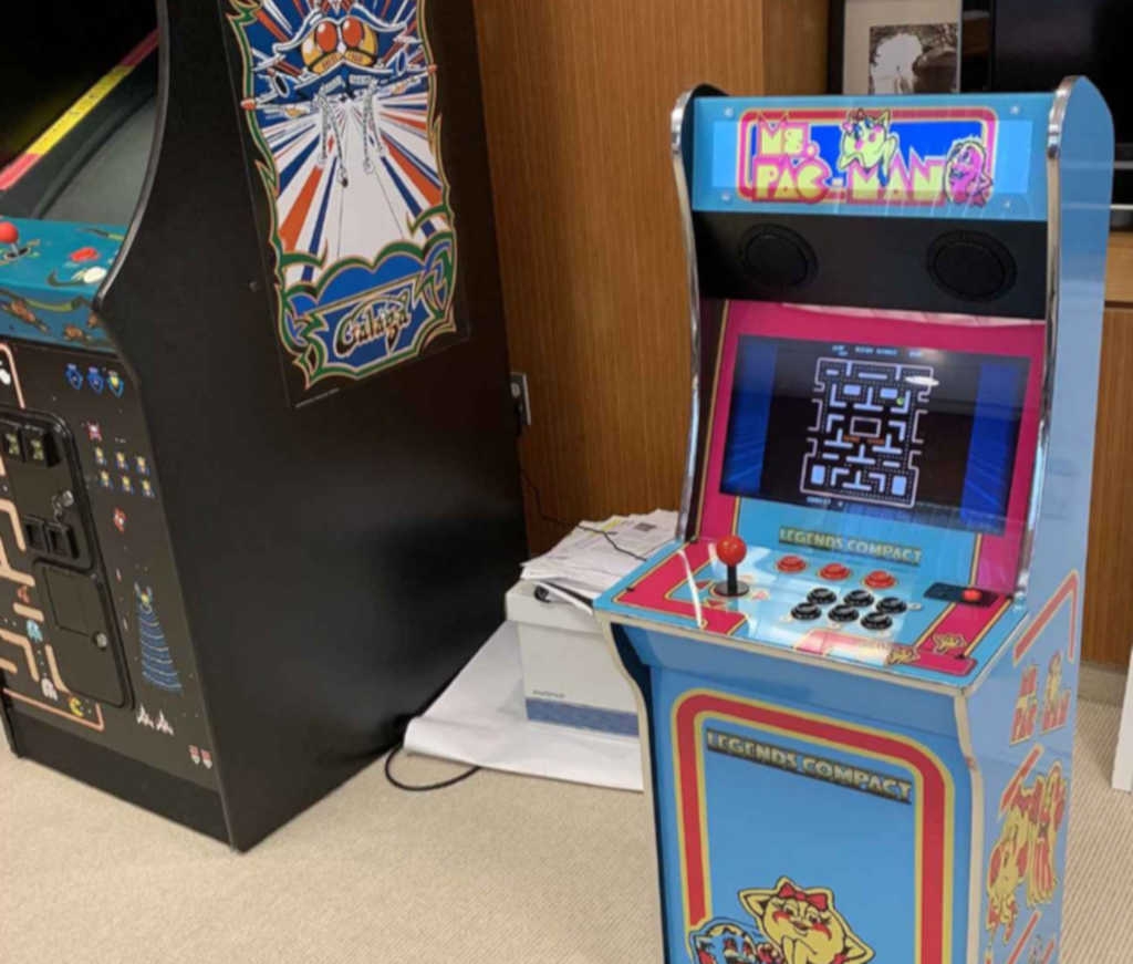 H Bandai Namco μηνύει την AtGames για την αντιγραφή του Ms. Pac-Man