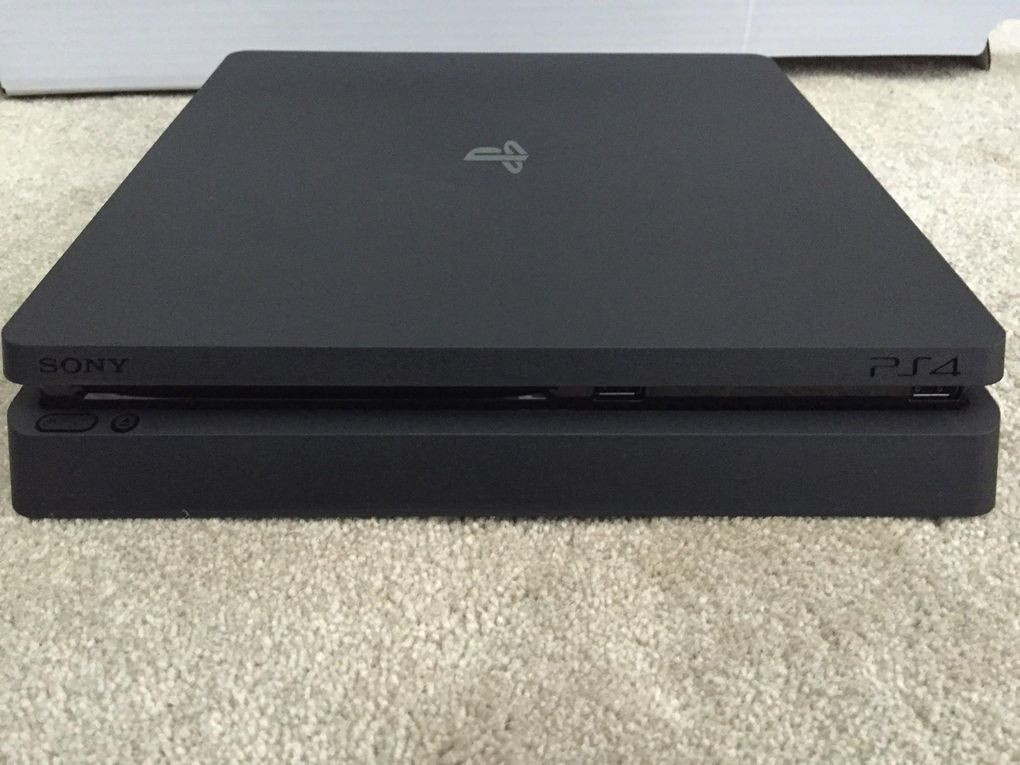 PS4 Slim