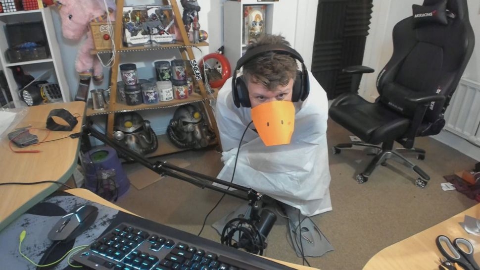 Ένας streamer μετέτρεψε τον εαυτό του σε Untitled Goose controller