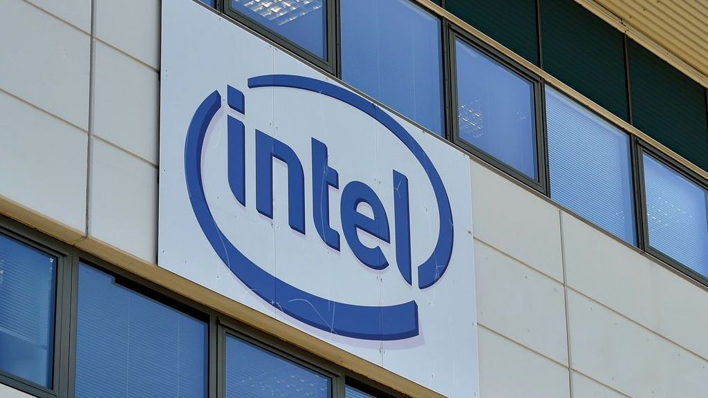 Η Intel θα επενδύσει πάνω από 32,5 δισ. δολάρια στην κατασκευή ημιαγωγών