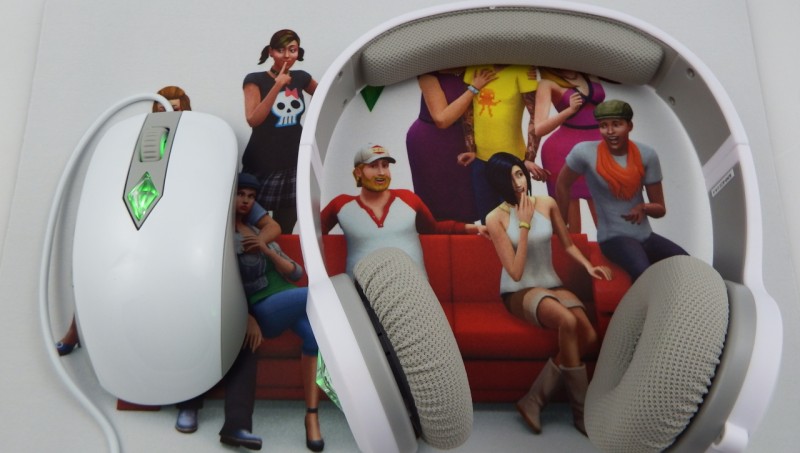 The Sims 4: Mouse, Headset, Mousepad