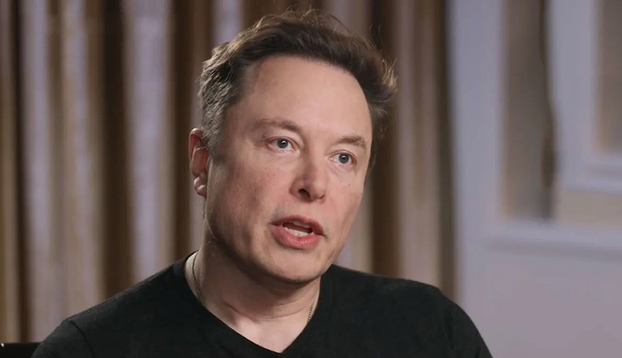 Elon Musk: "Ο συνιδρυτής της Google Larry Page μου είπε ότι θέλει να φτιάξει ένα AI Ψηφιακό Θεό"