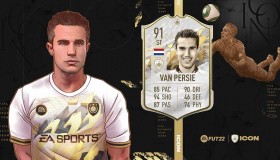 FIFA-22-FUT-ICons-van-persie