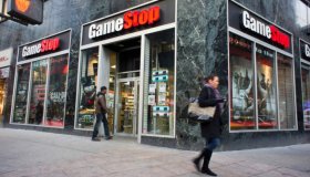 Πτώση στη μετοχή του GameStop