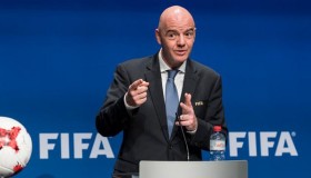 gianni-infantino-fifa-ea-sports-fc